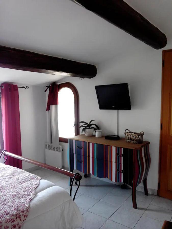 Maison Avec Jacuzzi Et Terrasse Sur Les Toits Brignon Exterior photo